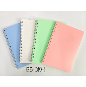 CADERNO REF:B5 MJ019-1 ----------- CX 120PÇS/ MIN:60PÇS / MUL/20PÇS